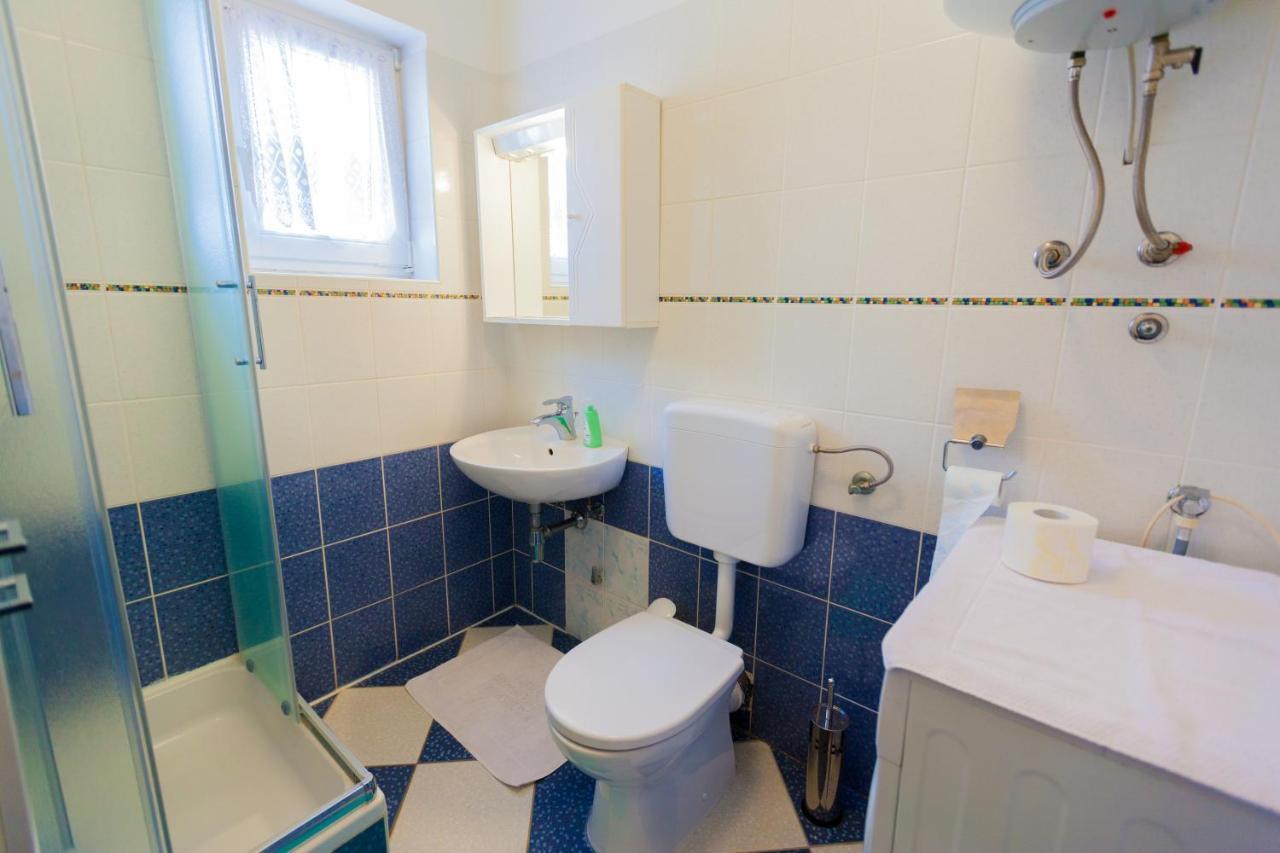 Apartman Mare Lovrečica Екстериор снимка
